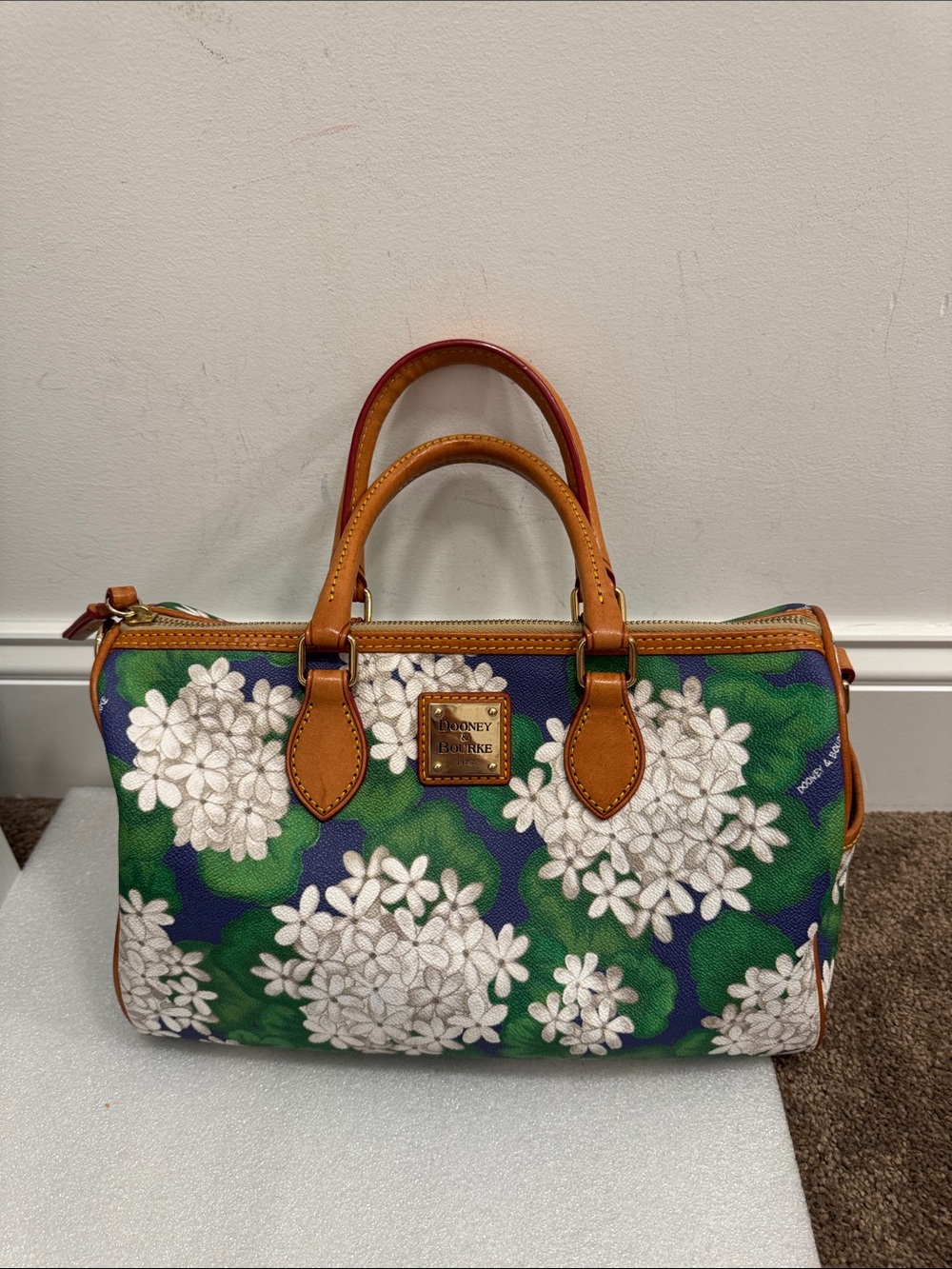 Dooney & Bourke Navy Hydrangea floral Satchel shoulder bag purse - Picture 2 of 12